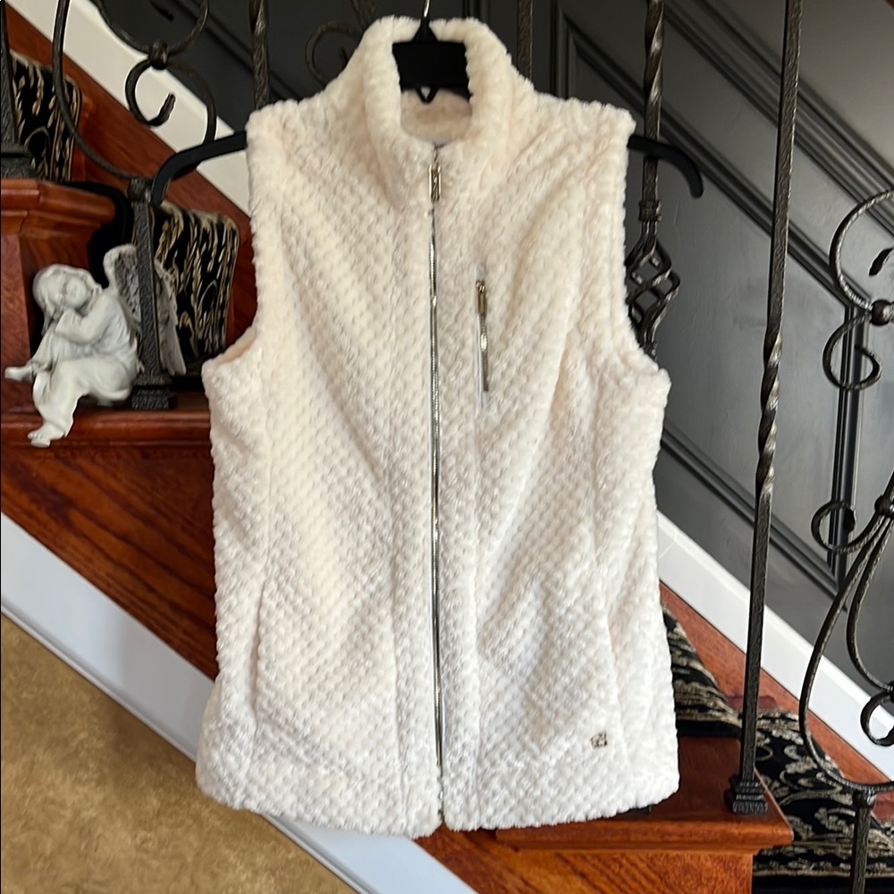 Calvin Klein Cream Color Textured Zip Up Vest In Size S Petite